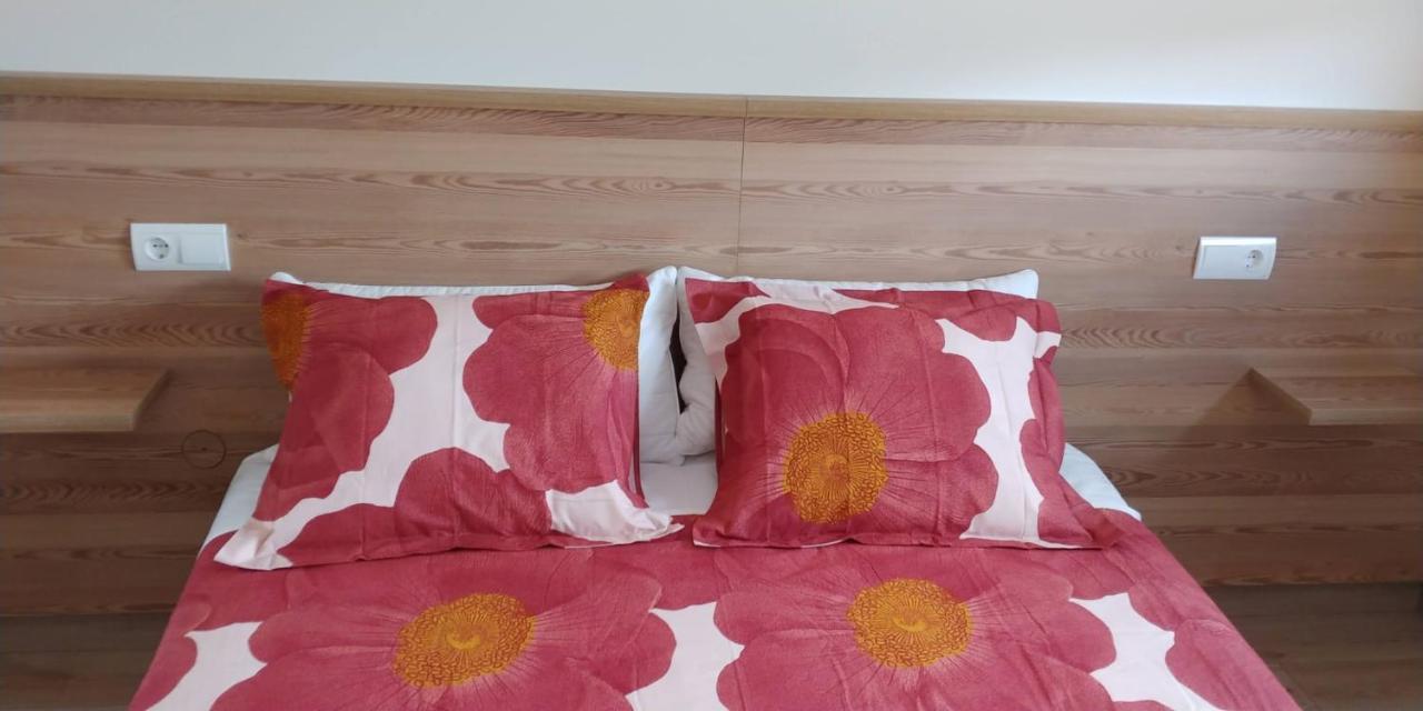 Apartamentos Turisticos Magencio Carucedo Eksteriør billede