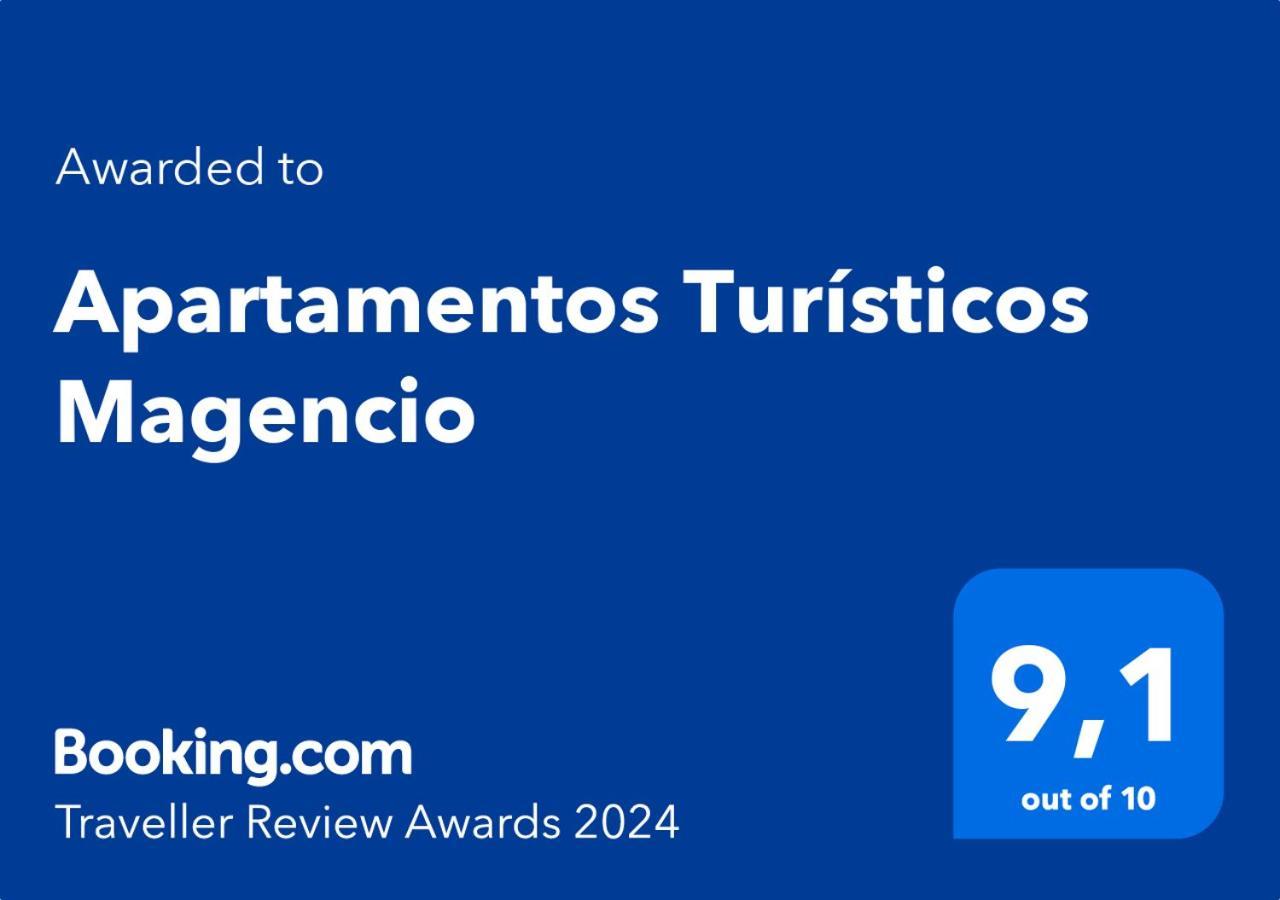 Apartamentos Turisticos Magencio Carucedo Eksteriør billede